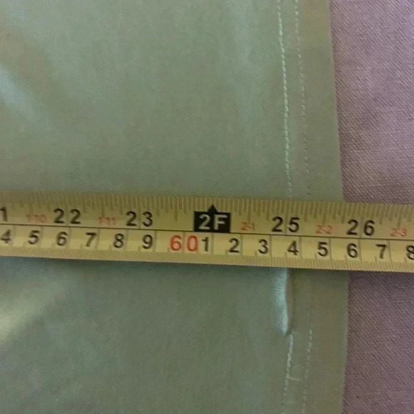 💚”Talbots” NWT Green (Chartreuse) Short Sleeved Super Soft Tee Size L💚 - Picture 8 of 9